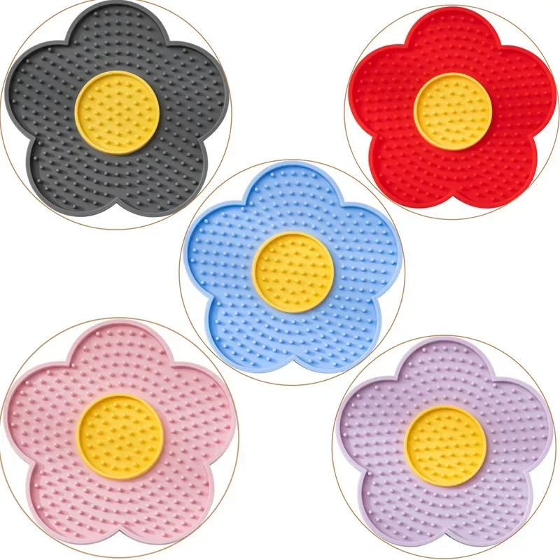 Pet Supplies Cat Licking Pad Sun Flower Shape Silicone Dog Licking Plate Cute Pet Slow Licking Mat Dog Bowl Cat Bowl view 6