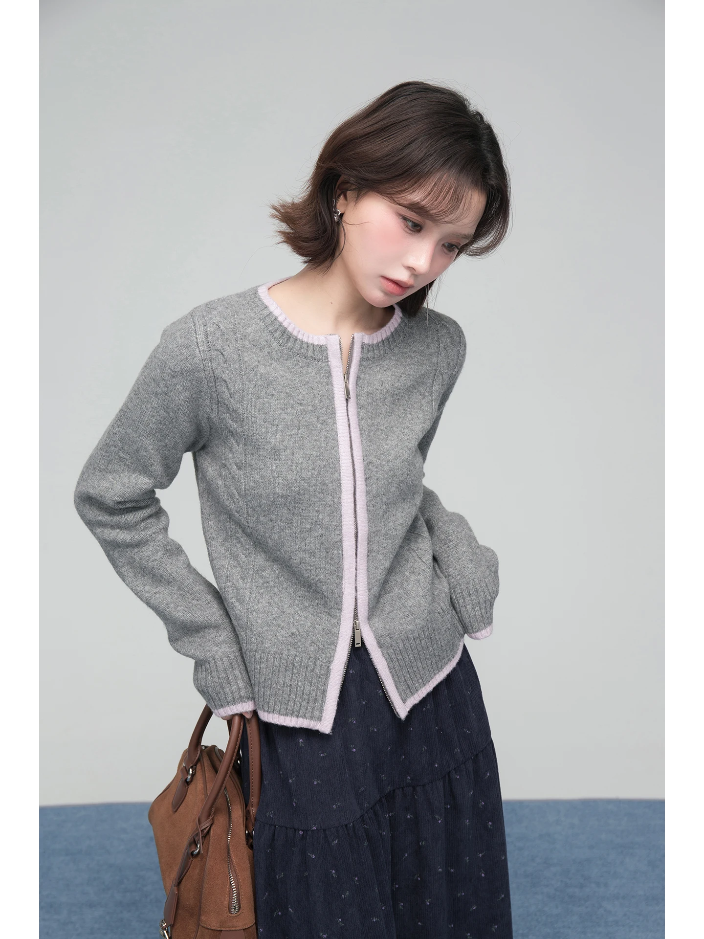 

Удобная внутренняя часть двойной молнии, открытый кардиган контрастного цвета, топ из мягкого полиэфирного волокна, повседневный свободный крой, круглый, длинный...