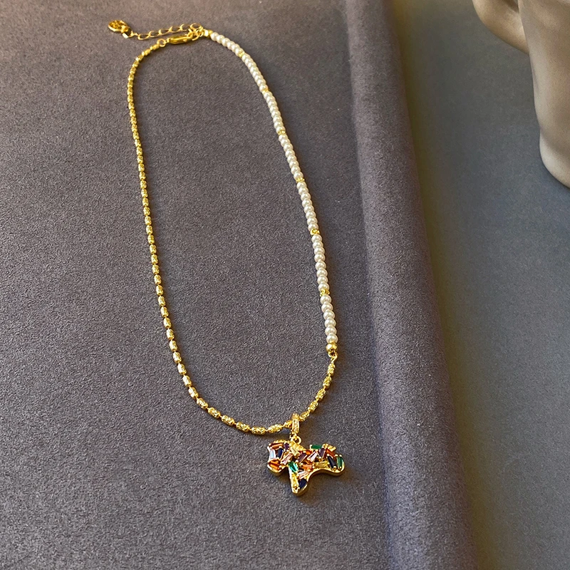 Bunte Zirkon-Pony-Anhänger-Halskette für Damen, Perlen-Metall-Spleißkette, leichter Luxus-Schmuckset, trendiges Schlüsselbein-Accessoire – Detail 14