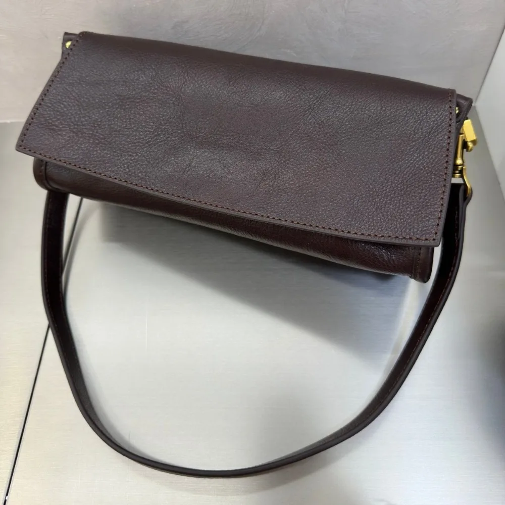 

The Top Layer of Cowhide Commuter Armpit Is A One-shoulder Crossbody Bag A New Simple Leather Women's Bag for Autumn and Winter