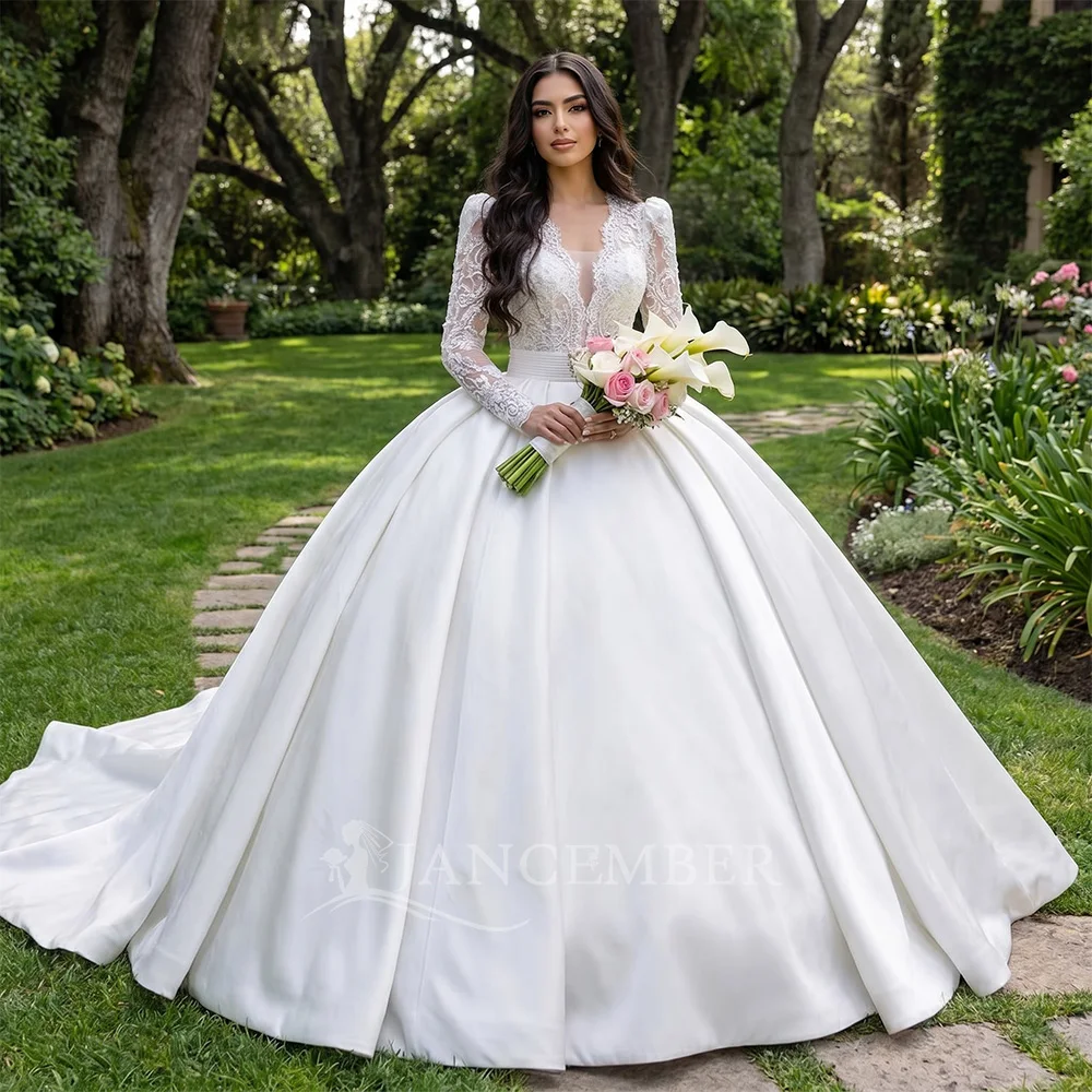 

Exquisite Sweetheart Satin Wedding Dress Photo Long Sleeves Lace Bridal Gown V-neck Wedding Robe Customized robe de mariée