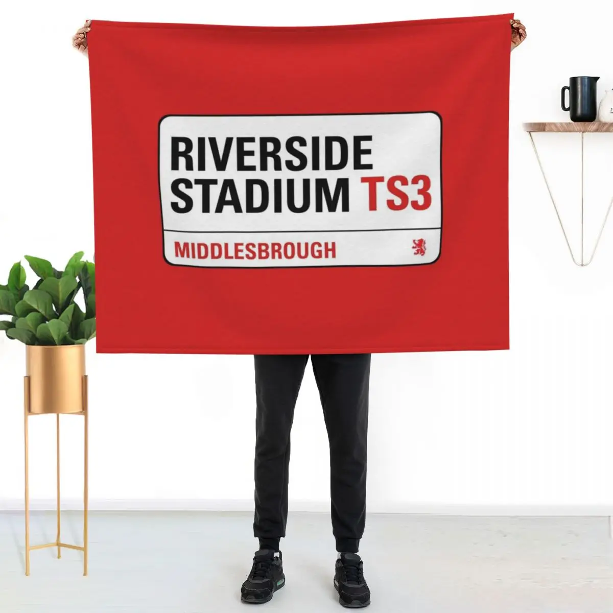 

Riverside Stadium Middlesbrough Throw Blanket Ultra Soft Flannel Fleece Blanket for All Seasons