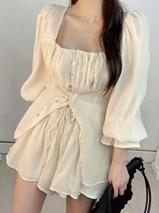 

Fashionable Women's Summer Outfit Chic Square Collar Bubble Sleeve Shirt Wide Leg Pants Elegant Two-Piece Set High Waist