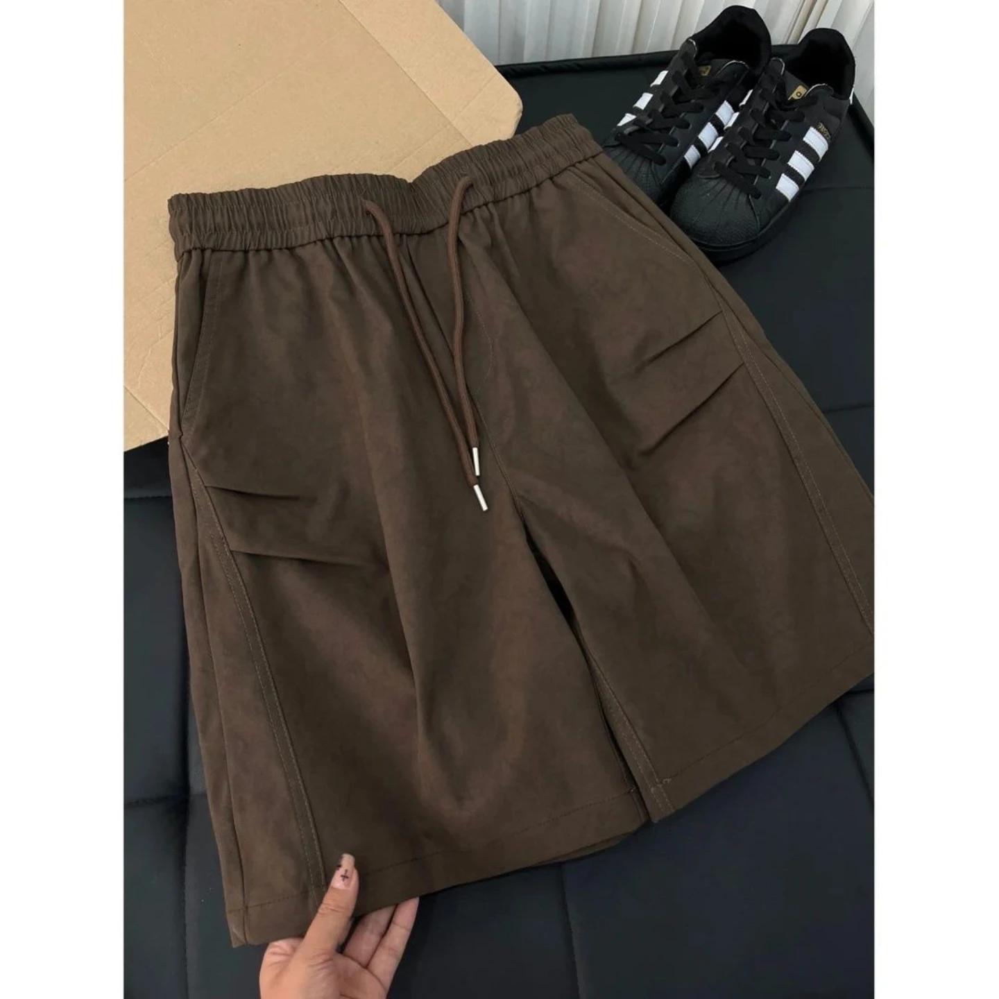 

Brown American Retro Men's Summer Loose Wide Leg Pleated Casual Pants Vintage Style Folded Hem Loose Fit Straight Leg Trousers