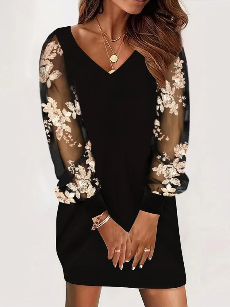 

Spring Summer New Sexy V-neck Long Sleeved Dress Fashionable Printed Lace Patchwork Hollow Casual Short Dress