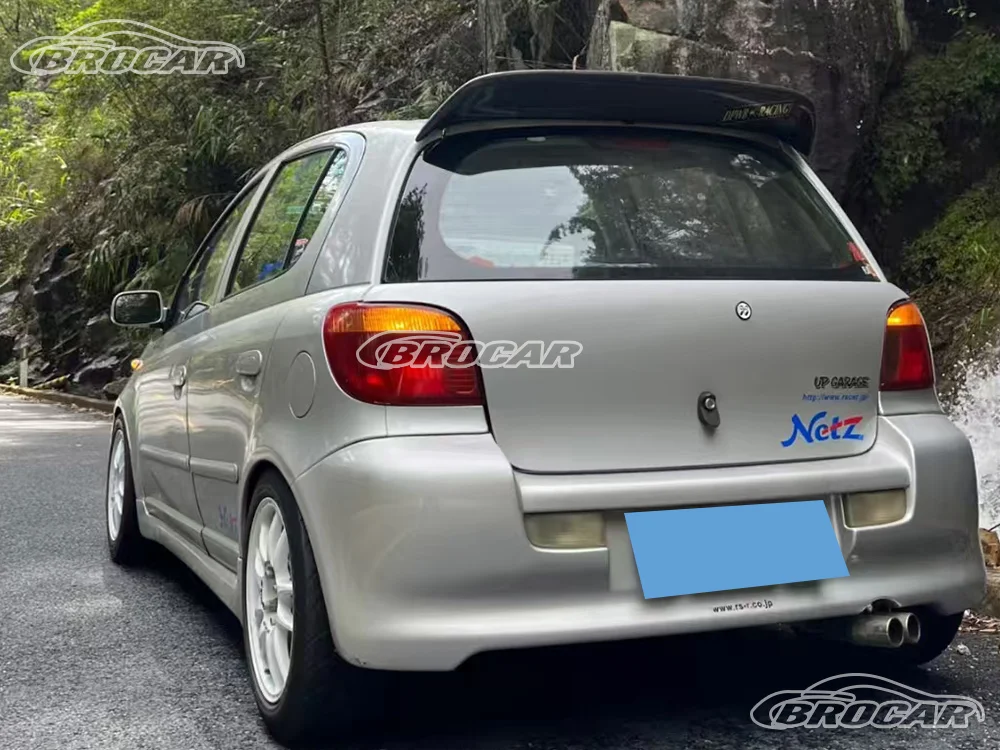 Alerón Trasero Estilo SPOON de Alta Calidad en Material FRP Blanco o Plateado para Toyota Vitz Echo Yaris 2002-2013