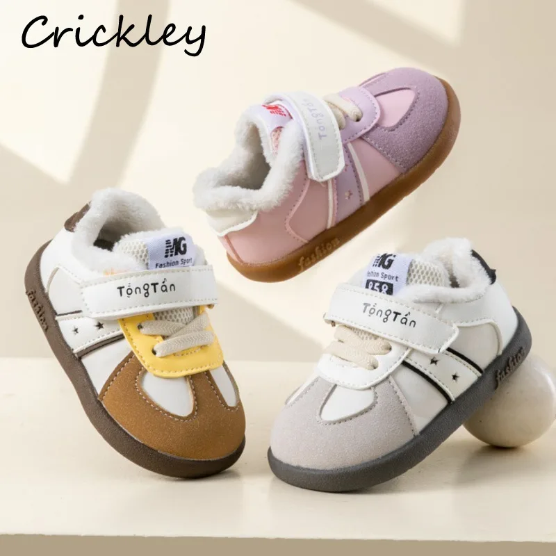 

Зимняя плюшевая теплая повседневная обувь для маленьких мальчиков и девочек, детские кроссовки из искусственной кожи с крючками и петлями, нескользящая детская спортивная обувь с мягкой подошвой