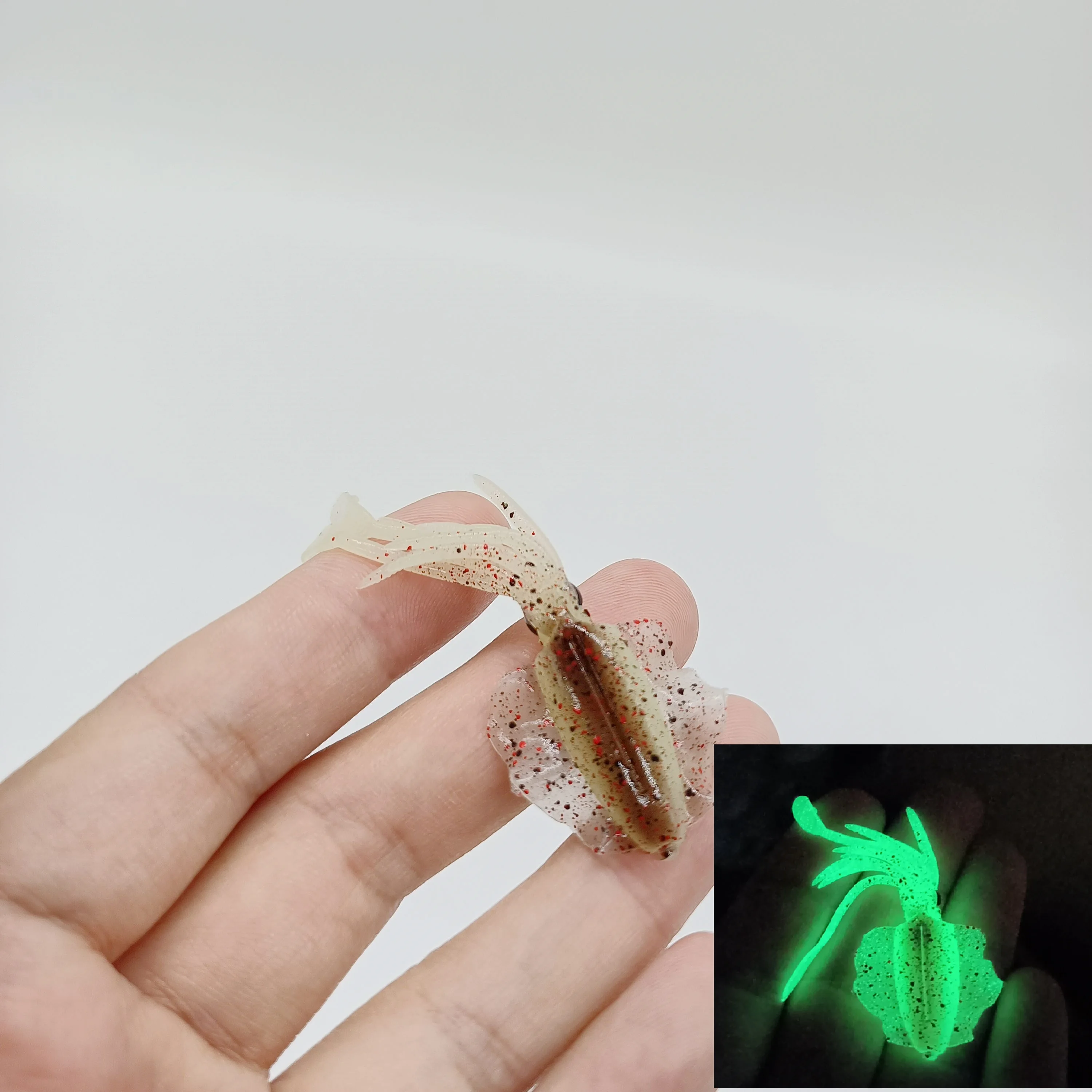 DUODUOYU 1PCS Mini Weiche Tintenfisch Angeln Locken 6cm 2g Leucht UV Tintenfisch Jigs Für Süßwasser Angeln locken Wobbler Köder Angelgerät – Detail 7