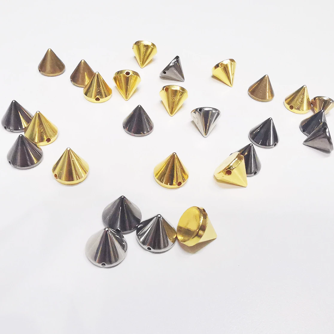 20-100pcs Flat Cone Plastic Spike Hand-sewn Studs Punk Spikes DIY Clothes Necklace Bag Shoes Hat Leather Crafts Rivets Nailheads