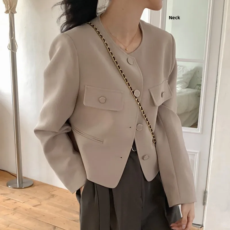 معطف أنيق للخريف قصير غير رسمي فضفاض بلون واحد بأكمام طويلة وياقة دائرية وزر واحد متعدد الاستخدامات ذو طراز أساسي للشابات