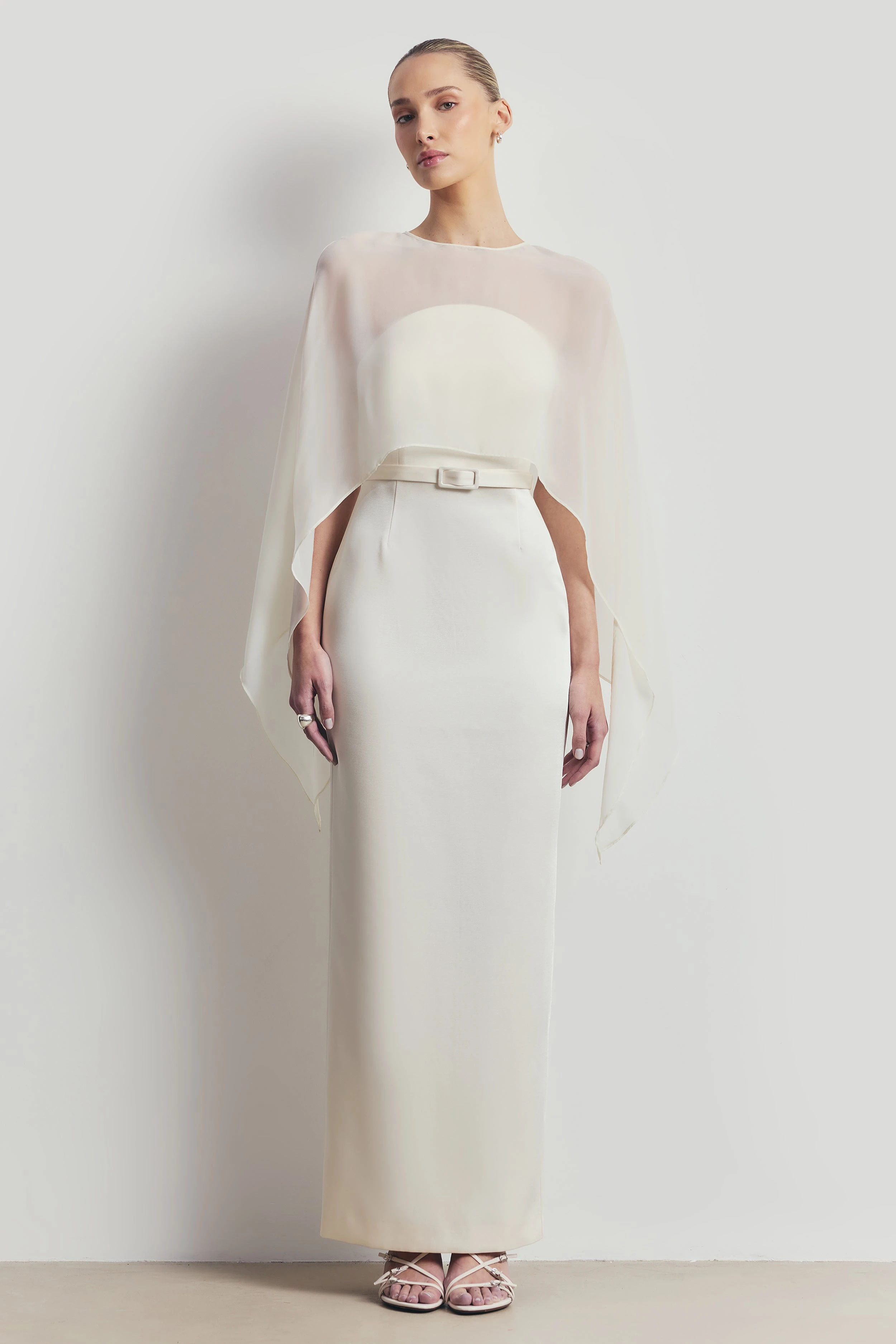 Mantella da Sposa per Donna, Morbida e Leggera in Chiffon Rosa, Scialle da Sposa, Coprispalle Casual, Mantello Formale da Sera, Mantella Estiva per Signora