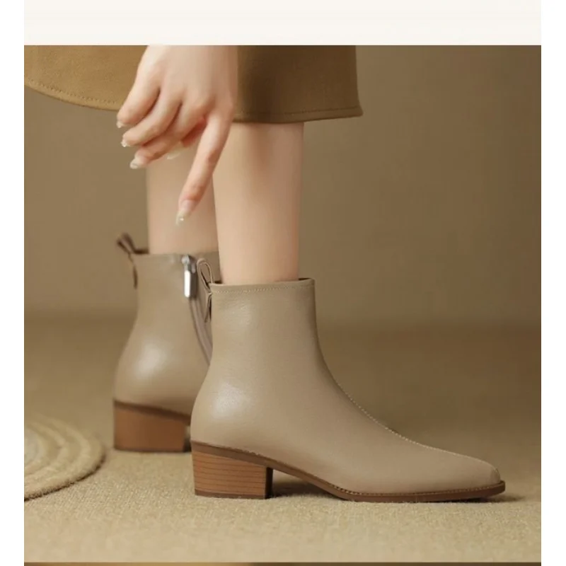 حذاء طويل للكاحل على الطراز البريطاني مبطن بالقطيفة الدافئة للنساء 2025، حذاء بكعب مكتنز وكعب جانبي وسحاب جانبي، حذاء كاحل شتوي عتيق #6