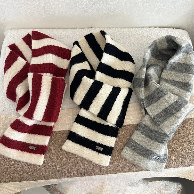 

New striped crossover unisex couple scarf, warm and soft winter shawl, sweet Korean-style.