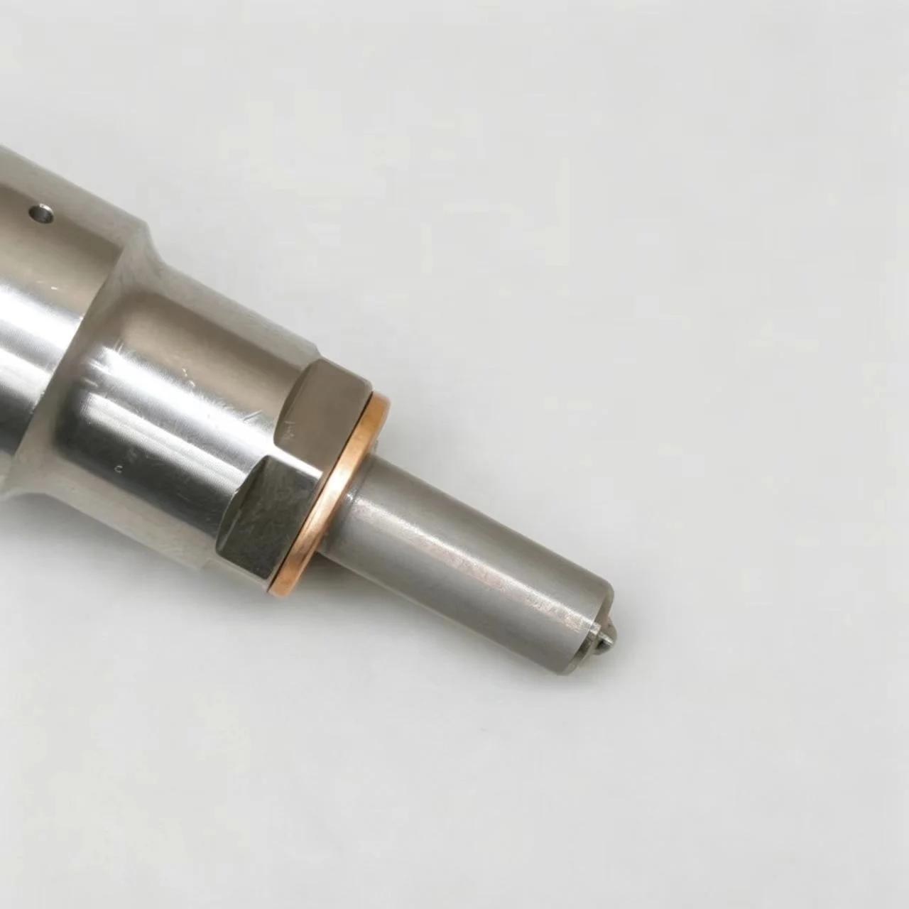 Factory Direct Supply of High-quality Engine Accessories, Common Rail Fuel Injector Assembly, Fuel Injector 4359204