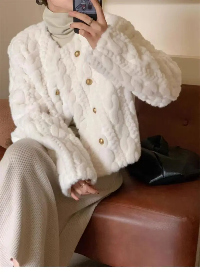 Soft and Warm Short Loose Mink Velvet Women's Coat, Round Neck Double-Breasted, Padded