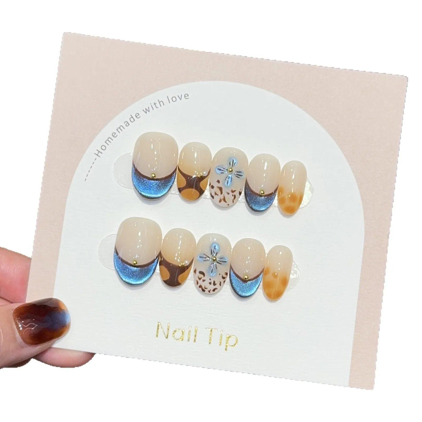 10Pcs Light Luxury Handmade Short Oval Press on Nails Glitter Cat Eyes French Retro 3D Flower Design Fake Nail Girl Wearable Tip