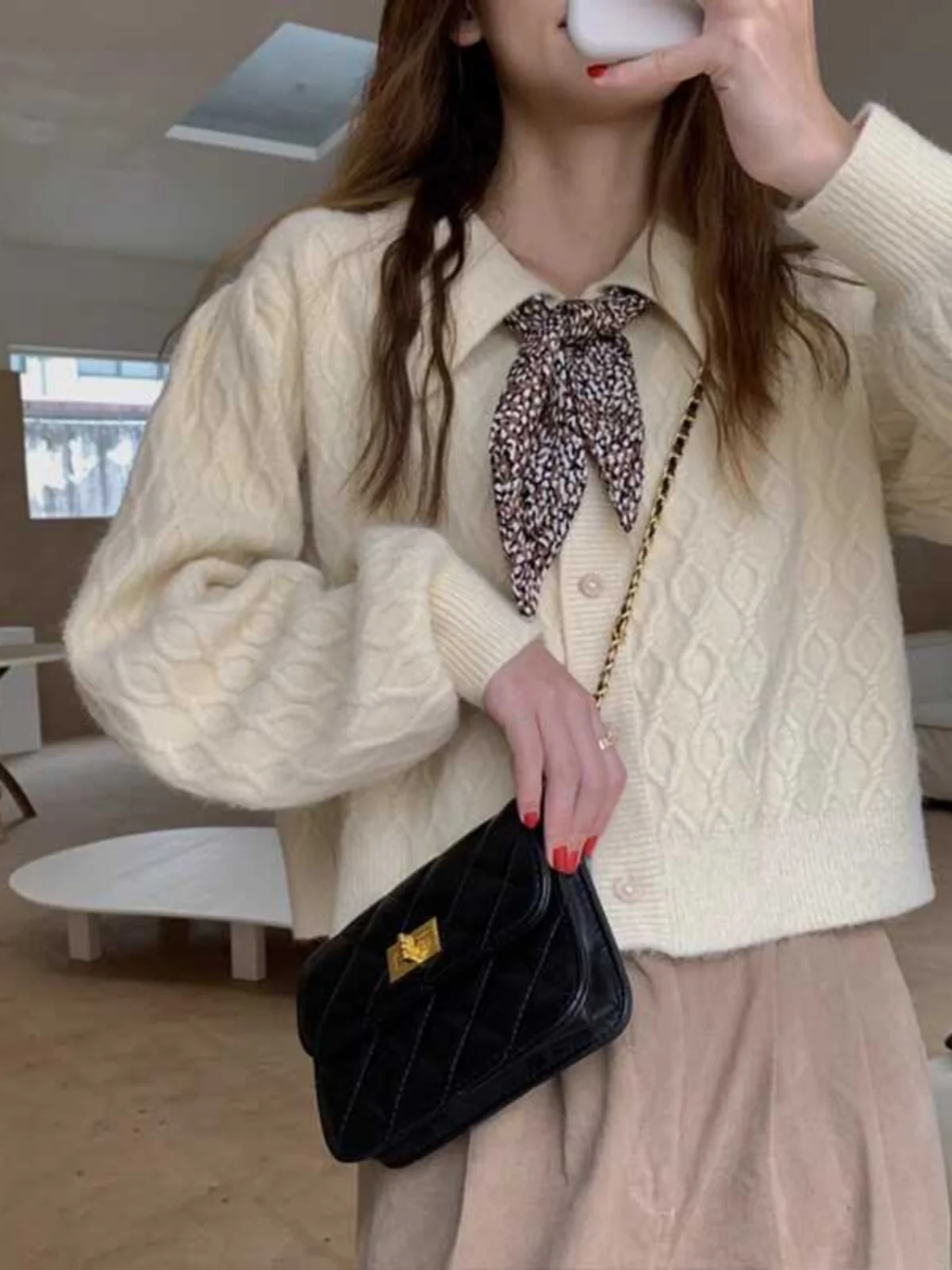 Maglione ampio lavorato a maglia rosso con colletto per bambola per donna Capispalla autunno inverno Design casual Sensation Carta in maglia a tema Capodanno...