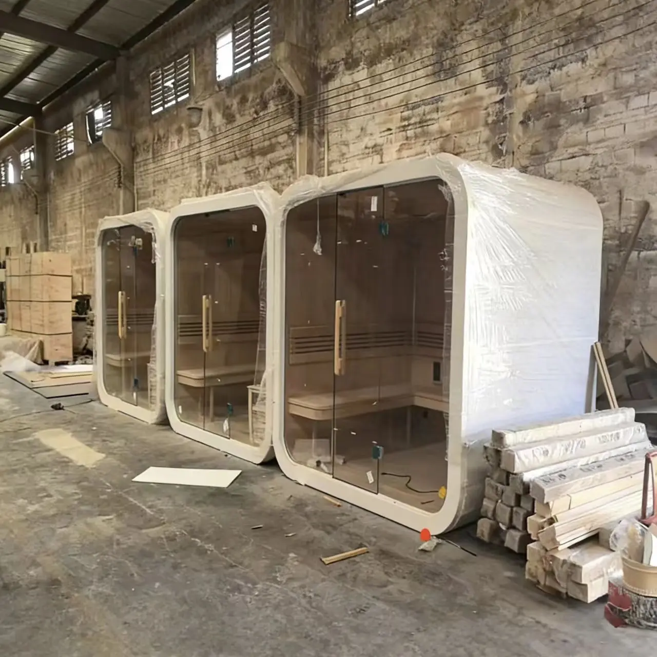 High-end Outdoor Sauna  Space Sauna Outdoor Red Cedar Sauna Wood Amusement Equipment Sana Rooms
