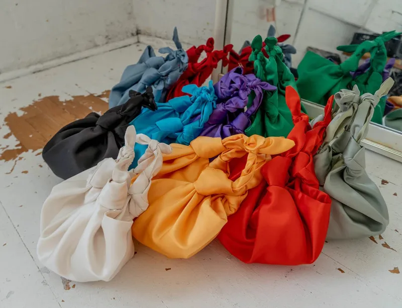 Designer Satin knotted bucket totes bag ruched pleated small pouch purse women 2022 party top-handle  Japanese baofu therow bag