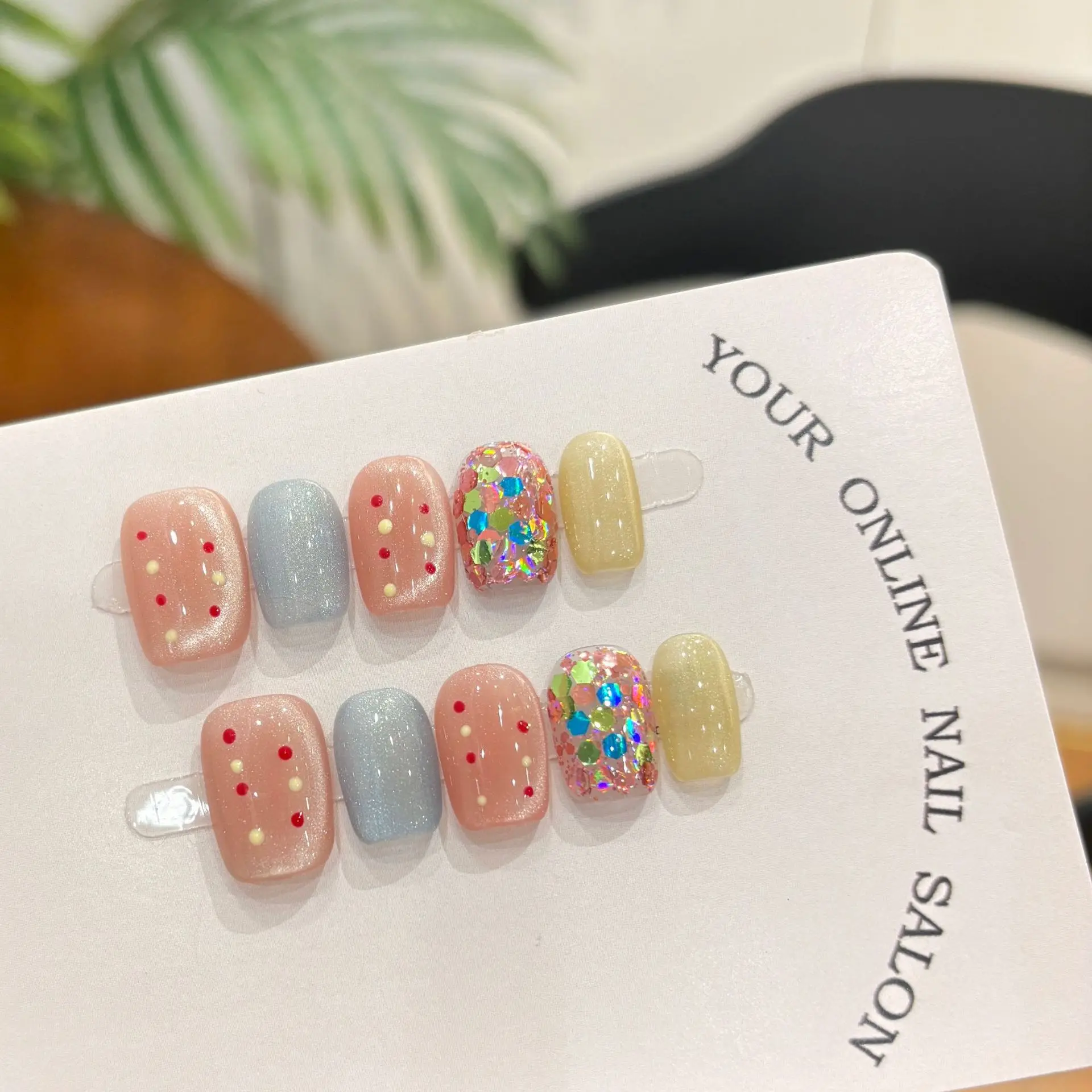 

10pcs Color Wave Point Hand-painted Press on Nails Short Square Circle Manicure Wearable Nail for Women and Girls False Nail