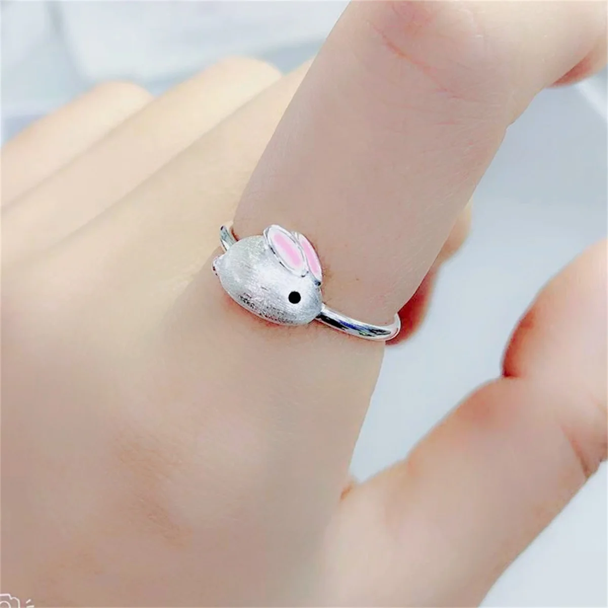 Women's Vintage Rabbit Charm Finger Ring