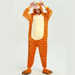 Oranje Tijger Met Korte Staart En Zwarte Streep Flanellen Uit Één Stuk Capuchon Pyjama Knoop Onesie Paar Cosplay Nachtkleding