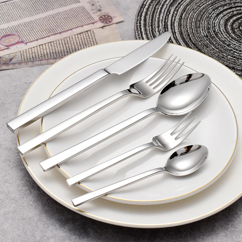 

Thick 20pcs Cutlery Set 18/10 Stainless Steel Silver Dinnerware Serrated Sharp Dinner Knife Tableware Set 304 Silverware