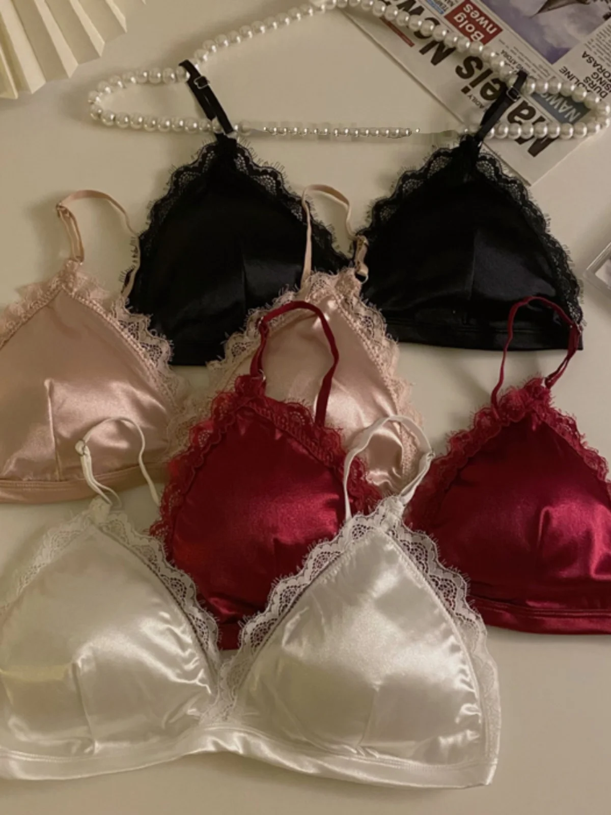 roupa-Intima-retro-sexy-com-renda-sutia-triangulo-confortavel-e-respiravel-top-sem-costura-com-costas-abertas-roupa-de-casa
