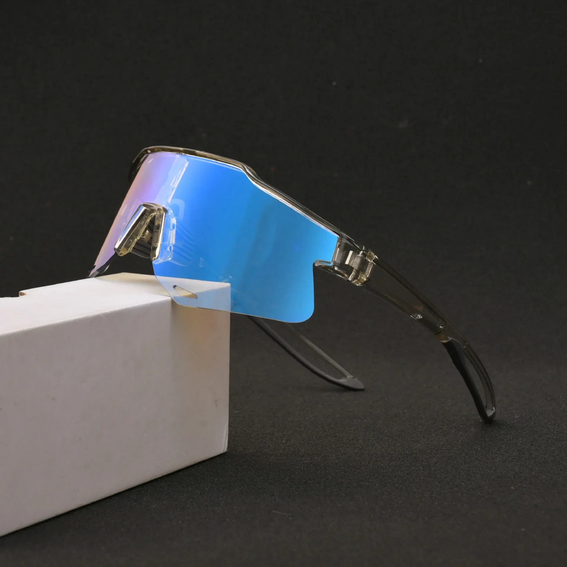 

Color-changing Cycling Glasses Live Stream Supply TR90 Sports Glasses