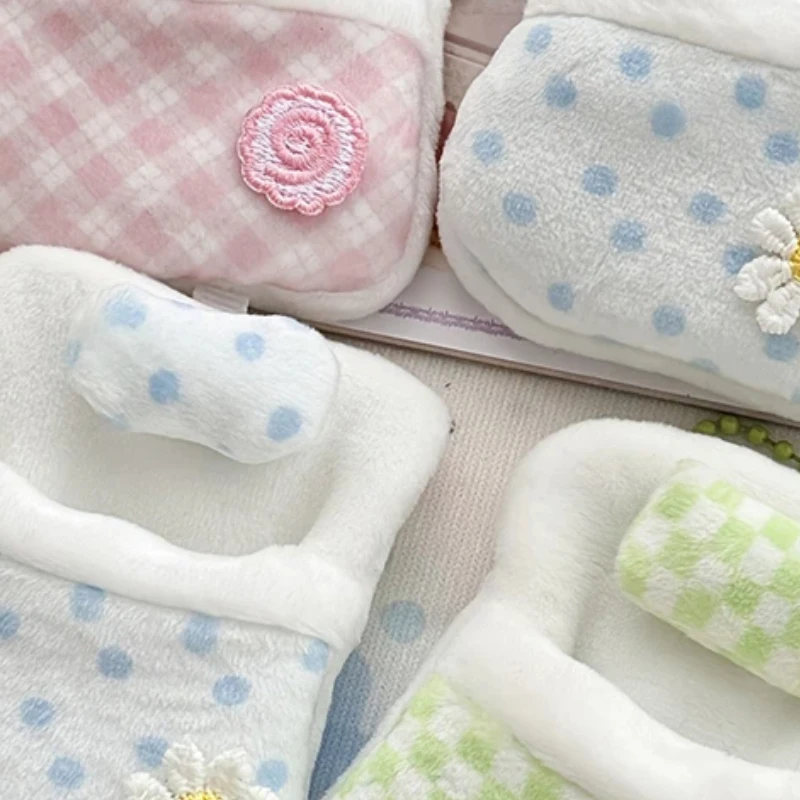 

New Cute Plush Anime Animal Doll Bag Pendant Keychain Four-leaf Clover Quilt Mini Sleeping Bag Doll Backpack Pendant