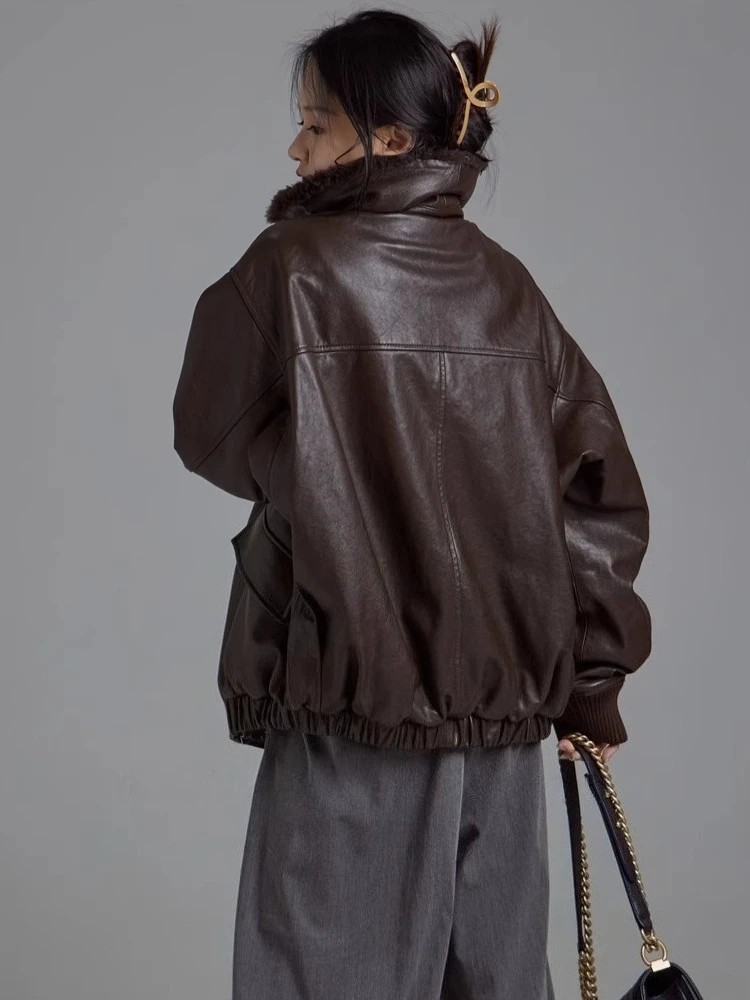 Giacche da moto vintage in vera pelle per donna Autunno Inverno Cappotto trapuntato in vera pelliccia di agnello semplice di fascia alta con collo in vera pelliccia di pecora