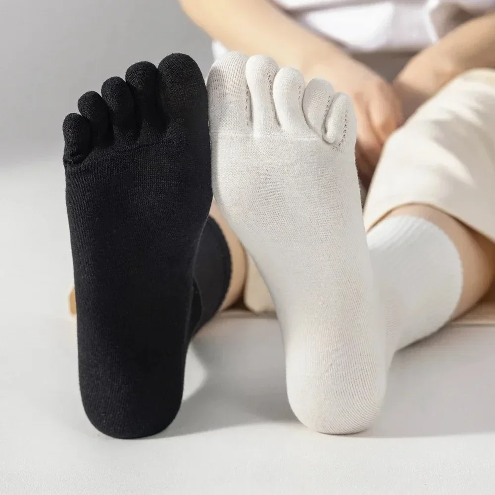 5 Pairs Women Cute Cotton Socks with Separate Fingers Middle Tube Toe Socks Four Season Sports Five Finger Athletic Socks