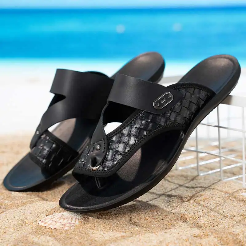 

Men's Summer Comfortable Anti-slip Wear-resistant Sandals Outdoor Fashionable Beach Shoes Slip-On Clogs for Casual Wear