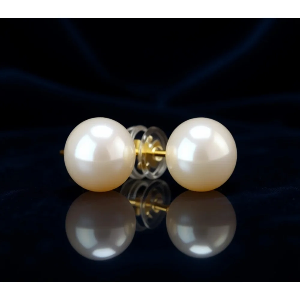 

Серьги-гвоздики из золота 14 карат с белым пресноводным культивированным жемчугом класса ААА