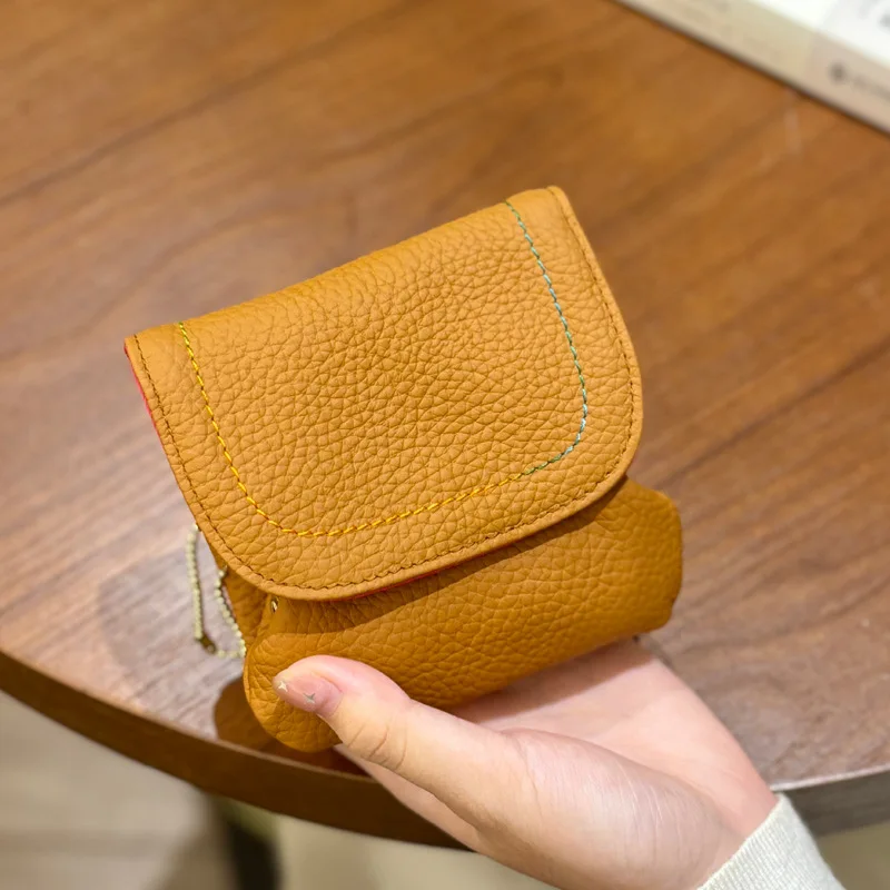

Portable First Layer Cowhide Coin Purse Button Wallet Cute Simple Creative Earphone Coin Bag Fashionable Wallet for Men And W...