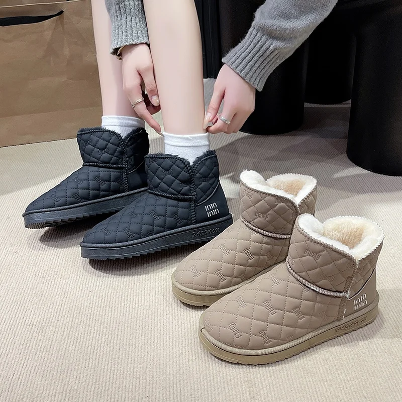 Winter Fashionable Velvet Thickened Warm Snow Boots Outdoor Waterproof and Cold-resistant Flat-soled Comfortable Women's Boots