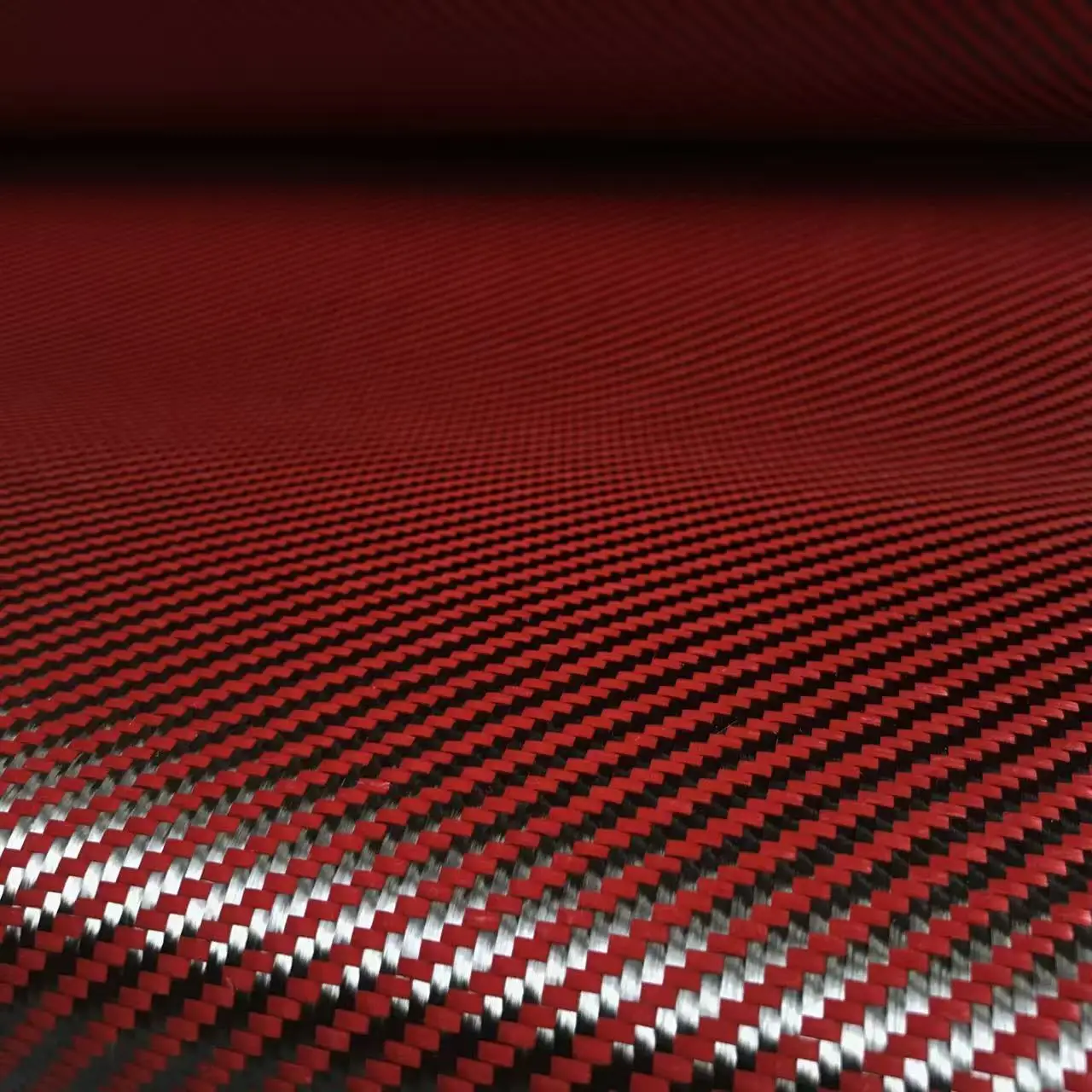 

3K 200 gsm blue Kevlar and carbon fiber mixed fabric 2x2 copper aramid fiber carbon Kevlar cloth fabric 40"/100 cm wide