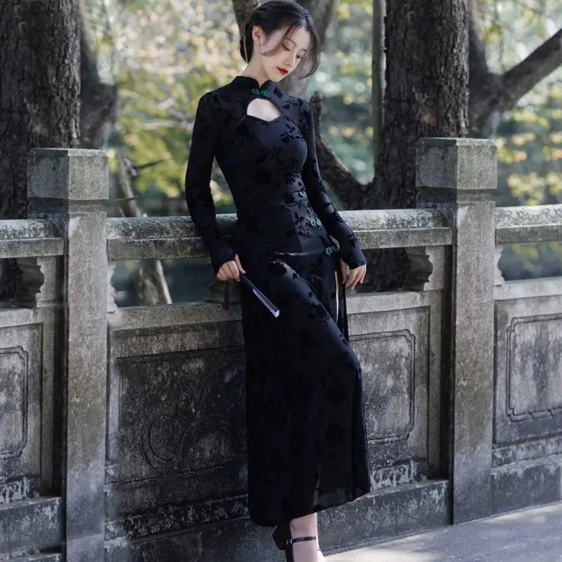 Рисунок 6 - Китайское улучшенное платье Ципао в восточном стиле