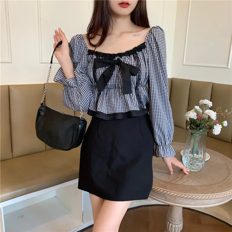 Crop Blouses Women Folds Plaid Vintage Slim All-match French Style New Spring Puff Sleeve Elegant Sweet Square Collar Girls Chic