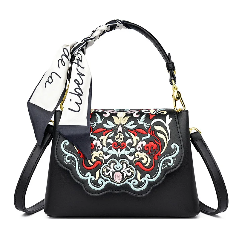 

Crossbody bag female 2025 new niche senior sense of handbag fashion retro literary national style embroidery shoulder bags