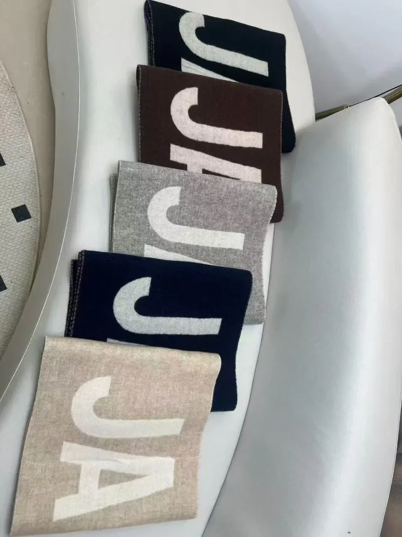 Écharpe pour femme، marque de luxe، épaisse et chaude، avec حروف، جودة عالية، وضع à la، en cachemire، Y2K، hiver