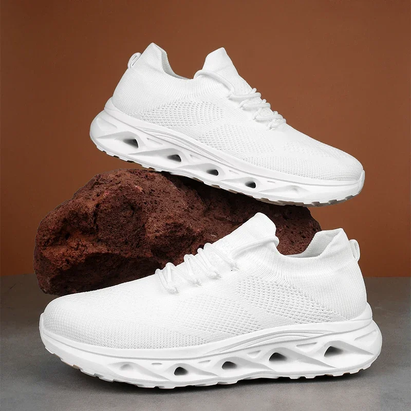 

Men Breathable Lightweight Sneakers Casual Sport Shoes Outdoor Mesh Black Running Shoes Athletic Jogging Tenis Walking Shoes