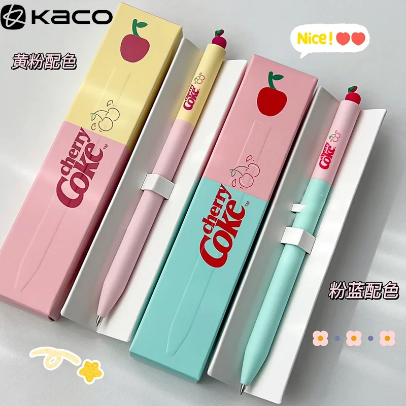 Bolígrafo KACO FIRST Edición Coca-Cola Cherry, Bolígrafo de Gel Retráctil de 0.5mm con Sistema de Doble Punta, Diseño Rosa Pastel, Perfecto para Escribir en el Diario y Tomar Notas