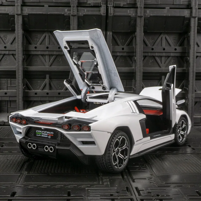 

1:24 Lamborghini LPI800 alloy car model ornaments super running car a children's toy car with sound and lighting functions
