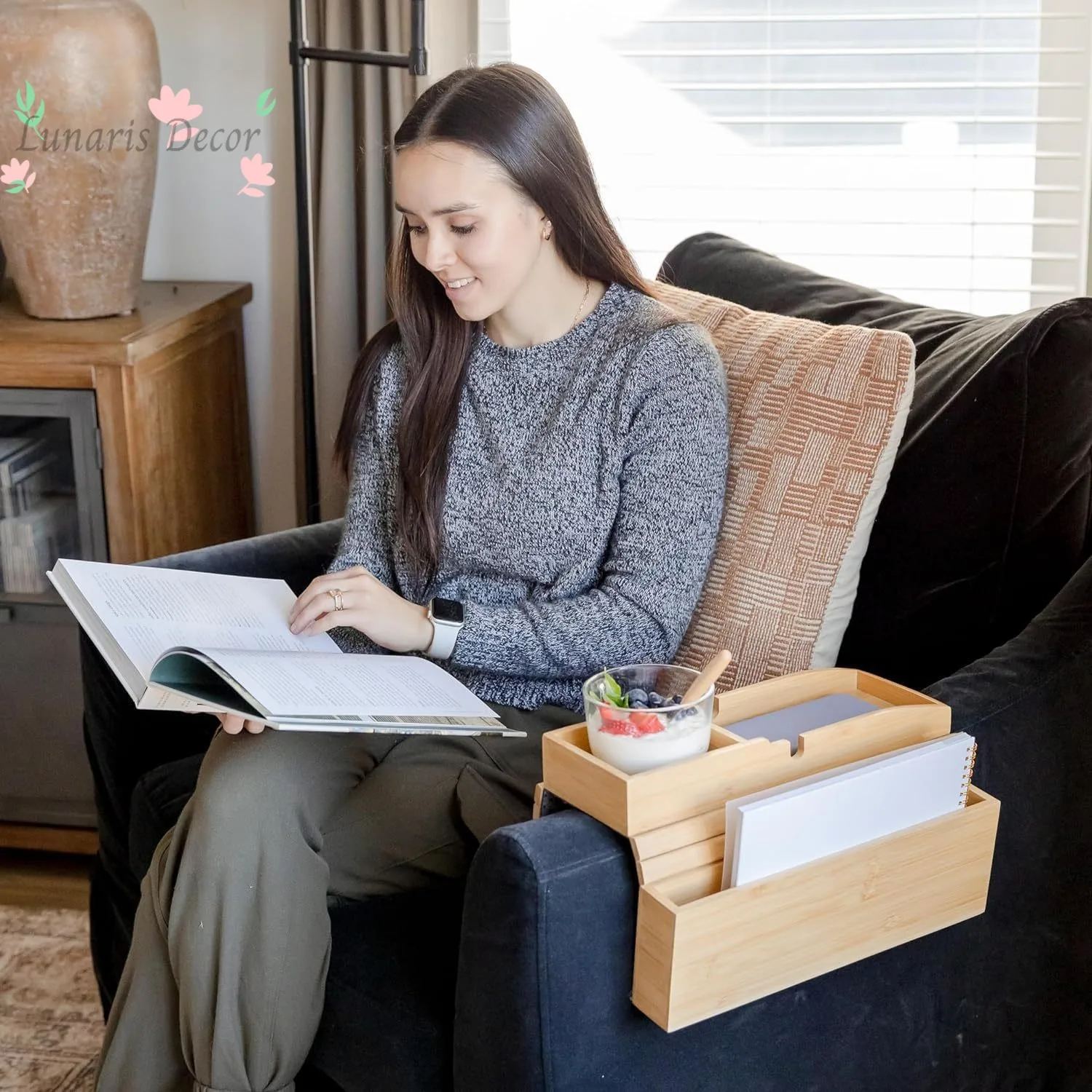 Solid wood armrest tray, storage rack, cross-border wooden cup rack, sofa armrest tray, multifunctional storage sofa tray
