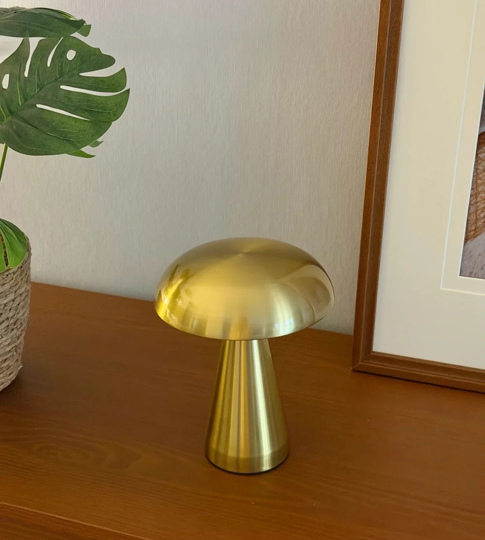 Retro Mushroom Table Lamp LED Touch Control 3 Color Dimming Rechargeable Night Light Coffee Bar Restaurant Desktop Decor Lamp