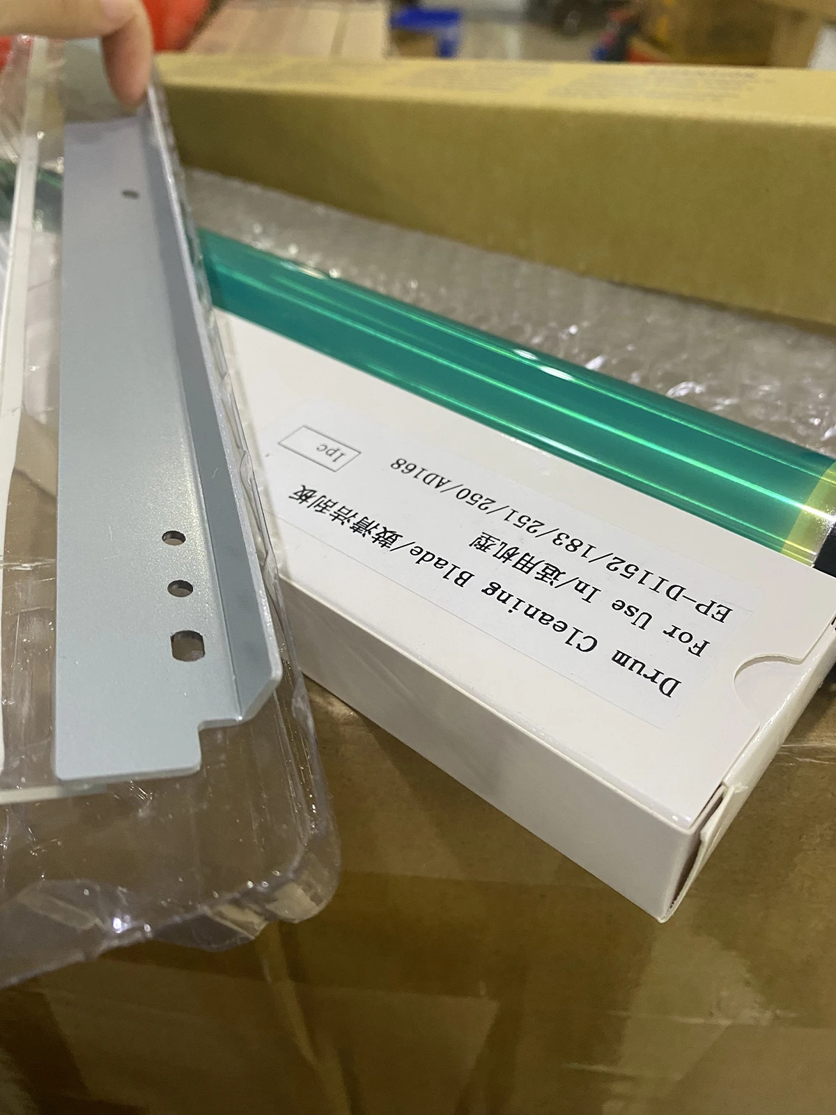 

1 комплект барабана DR114 OPC + лезвие барабана для Konica Minolta Di 152 183 1611 2011 162 163 164 165 180 181 184 185 195 210 211 215 220 235