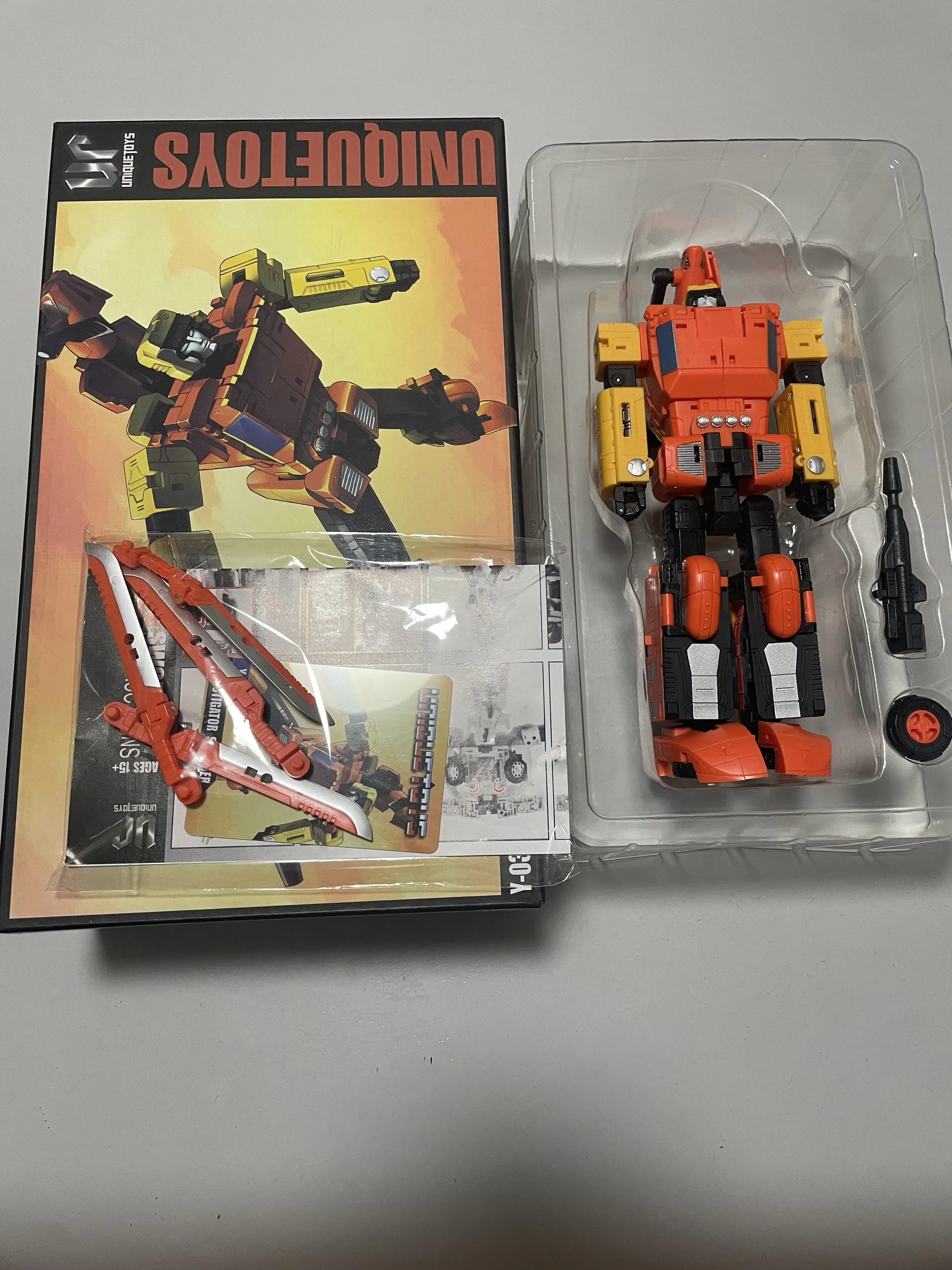 [IN STOCK] Transformation Unique Toys UT Y-03 Y03 Sandstorm Sworder Action Figure With Box