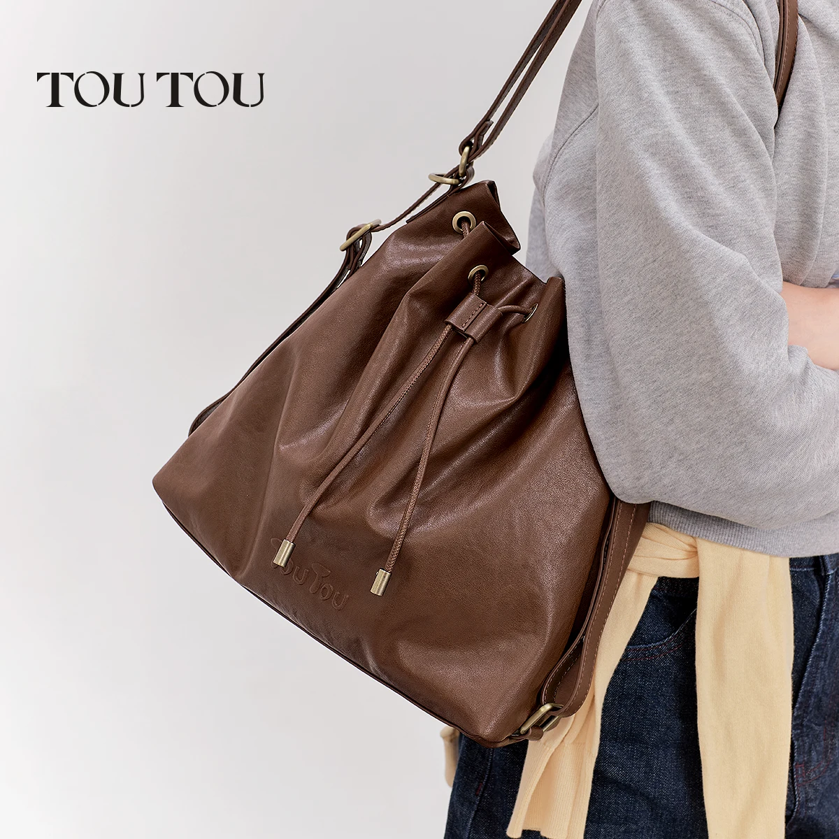 

TOUTOU коричневая сумка-ведро на шнурке, осенняя легкая большая вместительная сумка, универсальная для поездок на работу, подмышек, на одно плечо