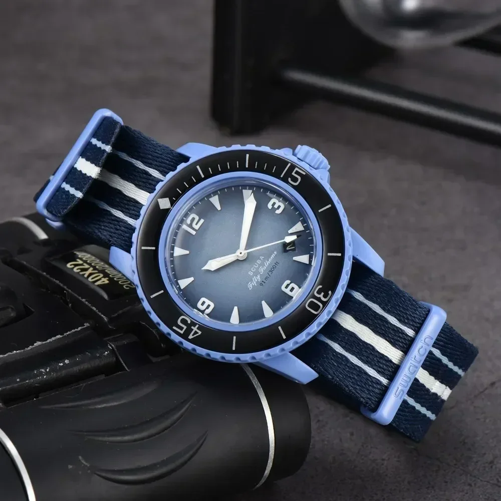 2025 luxe minimaliste hommes sport montre-bracelet mode montre pour hommes bracelet en Nylon rétro analogique montres à Quartz Date Reloj Hombre A +